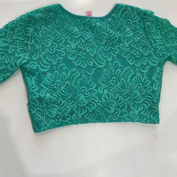 Maya USA Long sleeve floral lace crop top - Picture 5 of 5